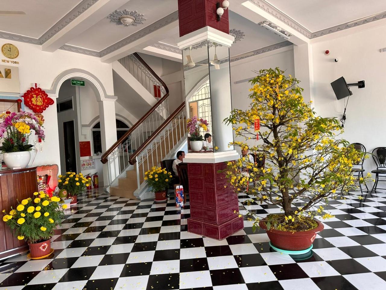 Nha Nghi Sao Mai Hotel Ha Tien Exterior foto