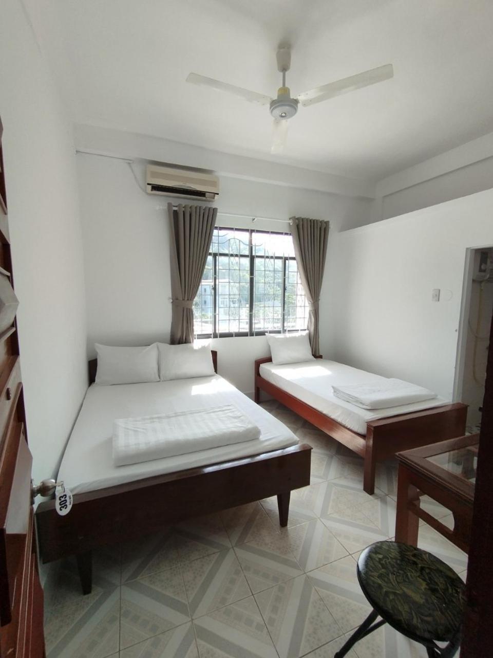 Nha Nghi Sao Mai Hotel Ha Tien Exterior foto